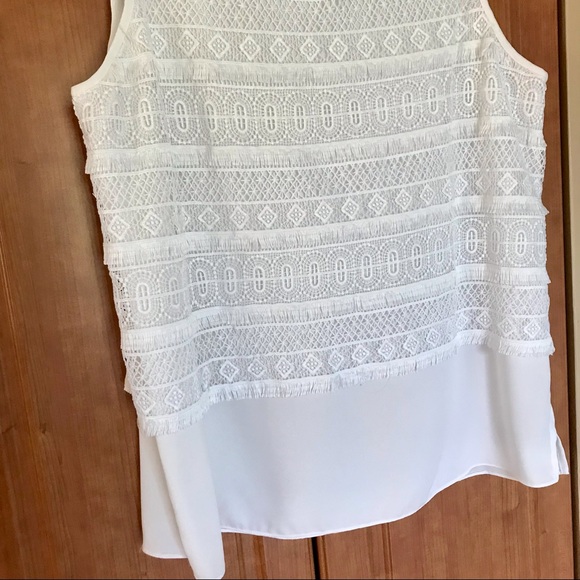 Women’s Vince Camuto White Sleeveless Top, size M - Picture 4 of 6